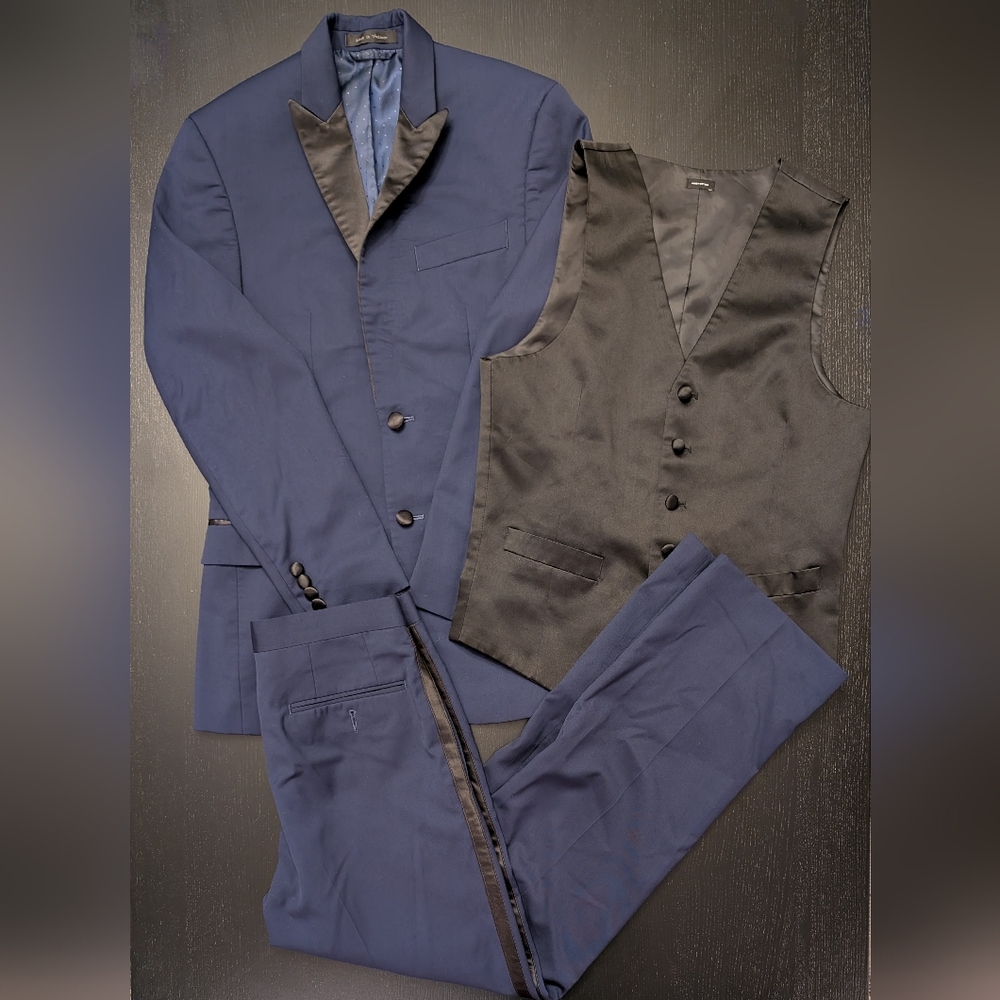 JF J.Ferrar Classic Blue Tuxedo with Black Vest